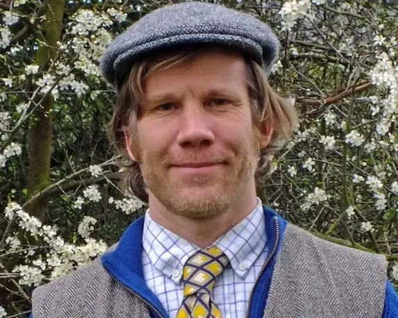 Henry-Walker-2018-cropped-shrunk-572x456