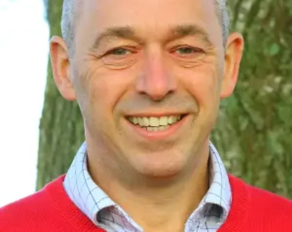 JohnBarrett2-qpxi5yx9996262pz7u2794clren4vryk94798c80ls